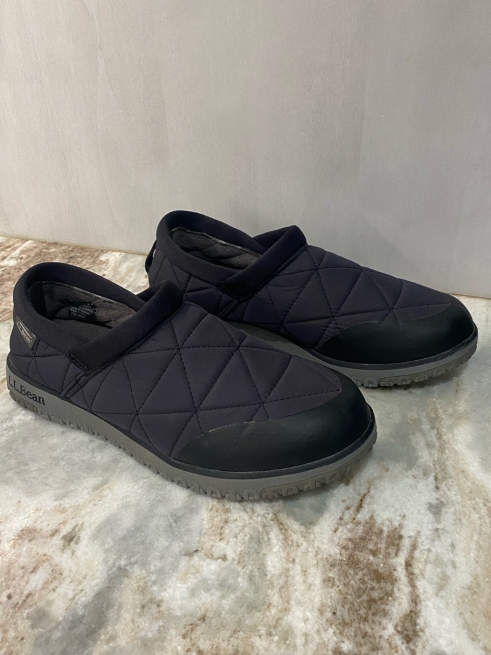 ✨ L.L.Bean Quilted Puffer Slip-Ons PrimaLoft Black 9